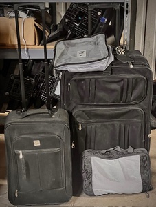 lot 162 image: Luggage &amp Travel Bags