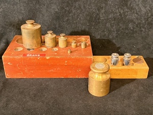 lot 91 image: AntiqueVintage Apothecary Scales CalibrationCounter Weights