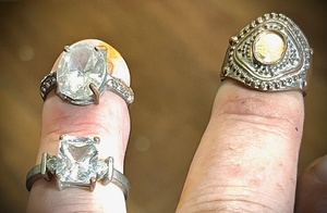 lot 93 image: Three (3) AntiqueVintage Rings