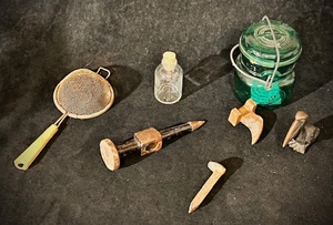 lot 95 image: Miscellaneous AntiqueVintage Treasure Hunt Finds - Including a Brass Pelican &amp Rock Hammer Head