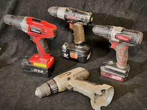 lot 114 image: Four (4) Cordless Drills - Including Craftsman &amp Hyper Tough