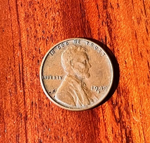 lot 140 image: 1949 D Wheat Penny W Rim Rolled L &amp Double Strike Mint Mark Errors