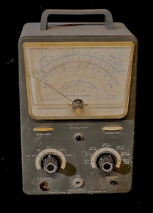 lot 149 image: Retro Heath Company Model IM-10 Vacuum Tube Voltmeter