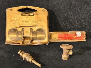 lot 164 image: Three (3) NEW Hardware Items - Including Defiant Keyed Entry, Lasco Sterling Diverter Center, &amp BrassCraft 12 Inlet 38 Outlet Multi-Turn Angle Valve