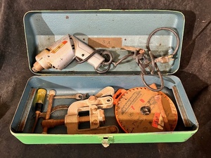 lot 170 image: Vintage Sloan-Ashland Heavy Duty Mechanics Toolbox WAll Vintage Tools Included