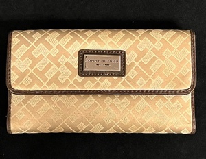 lot 177 image: Tommy Hilfiger Womens Pocketbook