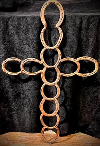 lot 179 image: Hand-Crafted 39.5 Tall Gold Horseshoe Cross