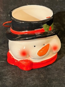 lot 230 image: Vintage Royal Norfolk Ceramic Snowman Candle Holder