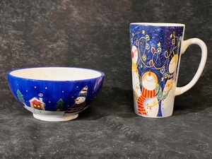 lot 229 image: Royal Norfolk Christmas Holiday Tall Ceramic Coffee Mug W Snowmen Looking at the Lights &amp St. Nicholas Square Colorful Ceramic Bowl