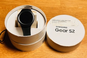 lot 222 image: Samsung Gear S2 Watch