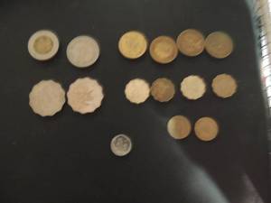 lot 564 image: FOREIGN MONEY - HONG KONG COINS - 10 DOLLARS, 1 DOLLAR, 50 CENTS X 4, 20DOLLARS X2, 20 CENTS X 4,  10 CENTS X 2,  5 CENTS
