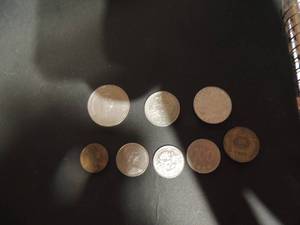 lot 567 image: VARIOUS FOREIGN MONEY  -5 FR HELVETICA (SWISS), 1 PATACA MACAU,  10 CENTS AUSTRALIA,  100 CHINESE,  10 LYRA  ITALY, 1 PESO REPUBLICA DOMINICA,  1 PENNY UK