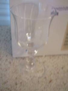 lot 33 image: MIKASA French Countryside WINE GLASSES  QTY 4 IN BOX