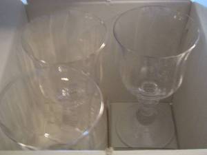 lot 34 image: MIKASA French Countryside WINE GLASSES  QTY 4 IN B