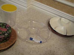 lot 43 image: veggie serving trays, plastic canister and more