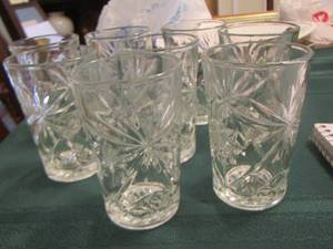 lot 72 image: Fenton juice diamond cut glasses  qty 8