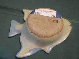 lot 75 image: Chamberlain fish bowl