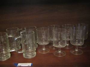 lot 87 image: qty 4 handled mugs, qty 6 short stem whiskey glasses with the initial s