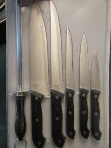 lot 101 image: stainless steel new in pack knife set