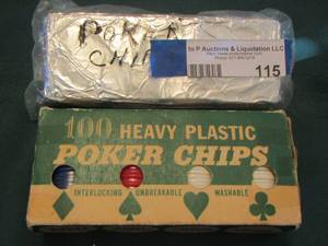 lot 115 image: Poker chips