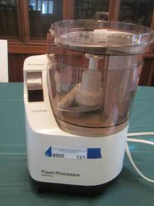 lot 121 image: JC Penny food processor
