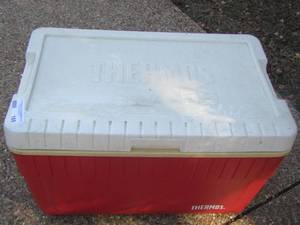 lot 155 image: thermos 55 cooler