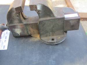 lot 166 image: PRENTISS Large heavy duty table vise  No. 182