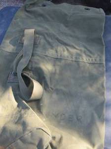 lot 186 image: Army green DUFFLE Bag