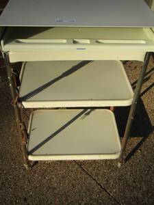 lot 209 image: 3 tier kitchen shelf