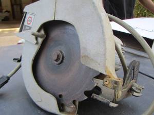 lot 282 image: black & decker 7 14 circular saw