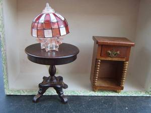 lot 285 image: doll house furniture lamp, night stand and a side table