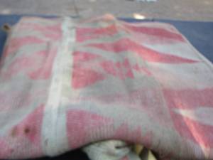 lot 295 image: handmade quilt