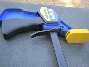 lot 303 image: Irwin quick grip clamp
