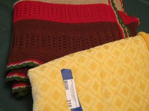 lot 310 image: qty 2 quilts