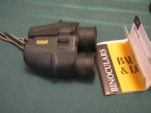 lot 317 image: Bausch and Lomb binoculars