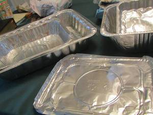 lot 328 image: aluminum pans