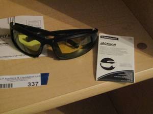 lot 337 image: Kimberly Clark Jackson safety glasses