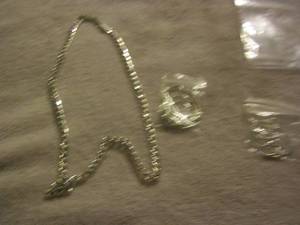 lot 44 image: Mens necklace says 925,   2 other necklaces pieces