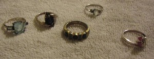 lot 66 image: qty 5 womens rings