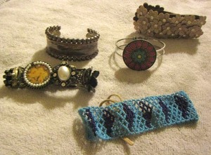 lot 108 image: womens bracelets various kinds
