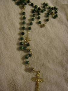 lot 111 image: Green Marble Rosery