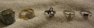 lot 122 image: qty 4 womens rings, turquise ring, arrow and cactus ring, rinestone ring