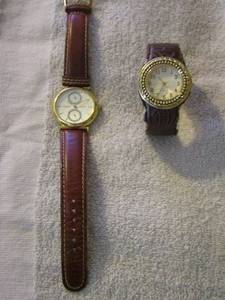 lot 211 image: pulsar womens watch- womens watch name unknown