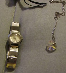 lot 326 image: womens watch and necklace