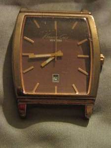 lot 352 image: Kenneth Cole stainless steel watch