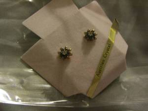 lot 359 image: australian crystal earrings