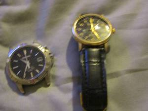 lot 348 image: SEIKO Watch with band , EDISON watch without band