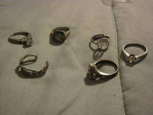 lot 277 image: qty 6 silver platted womens rings