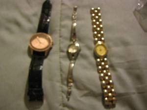 lot 284 image: Pieue Nicol womens watch, diamond womens watch, xoxo womens watch