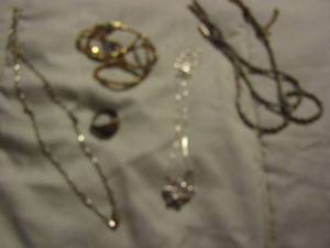lot 383 image: womens necklaces